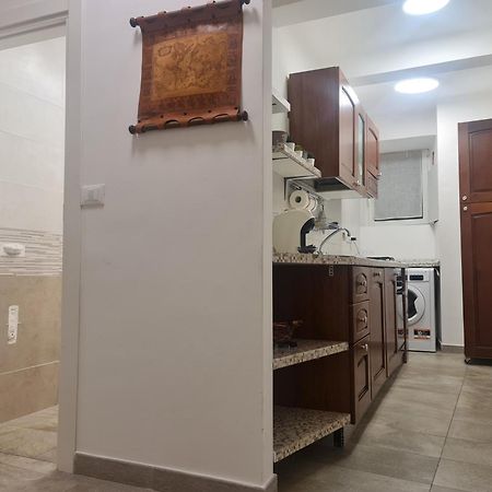 דירות ג'נובה Trilocale Nel Centro Di Sampierdarena מראה חיצוני תמונה